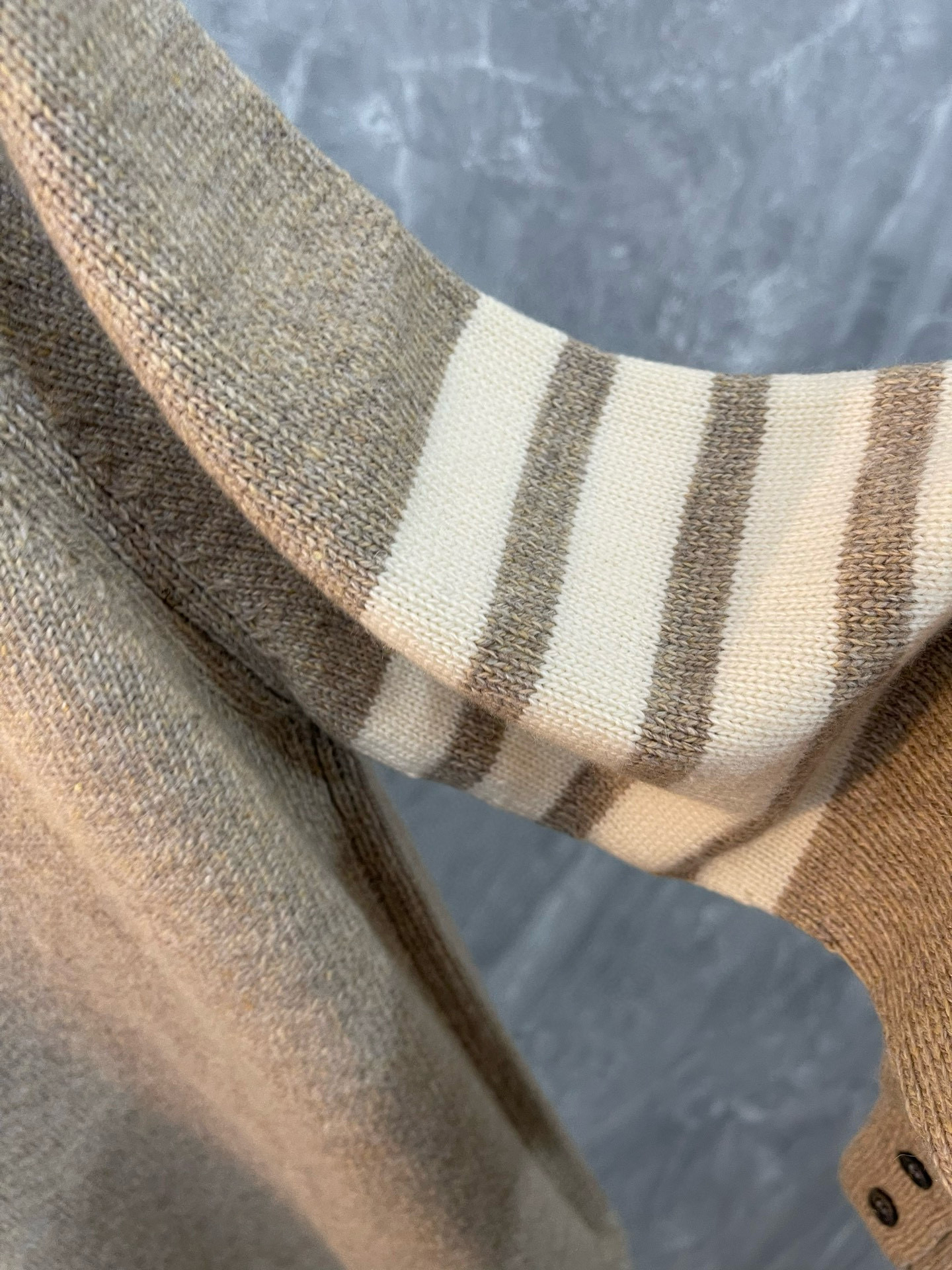 Thom Browne 톰브라운 사선 완장 라운드넥 울 니트 스웨터 12