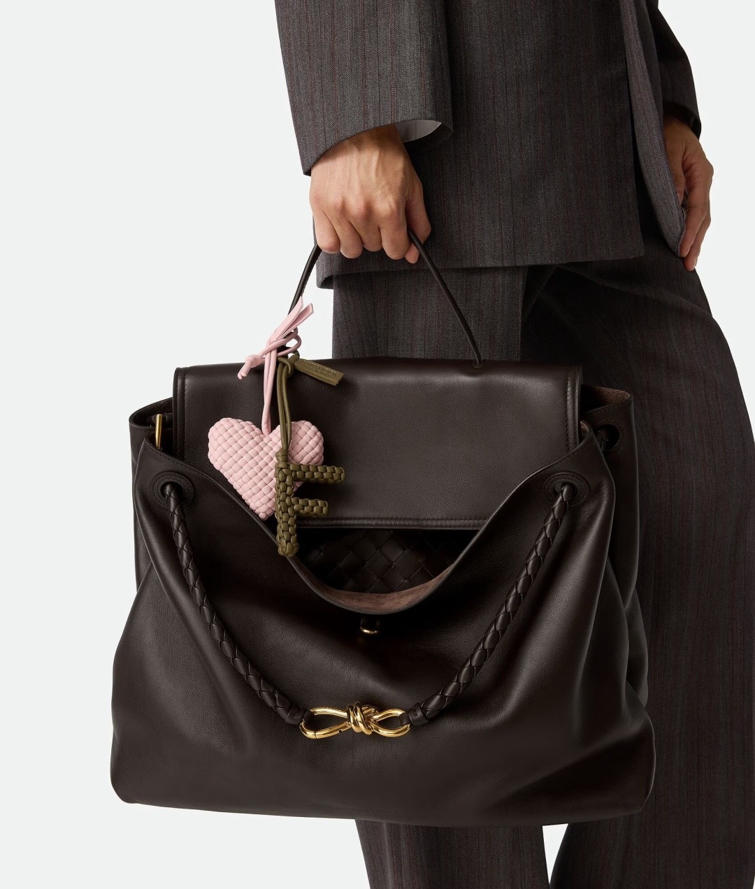 Bottega Veneta 보테가베네타 알파벳 F 가죽 참 키링 2