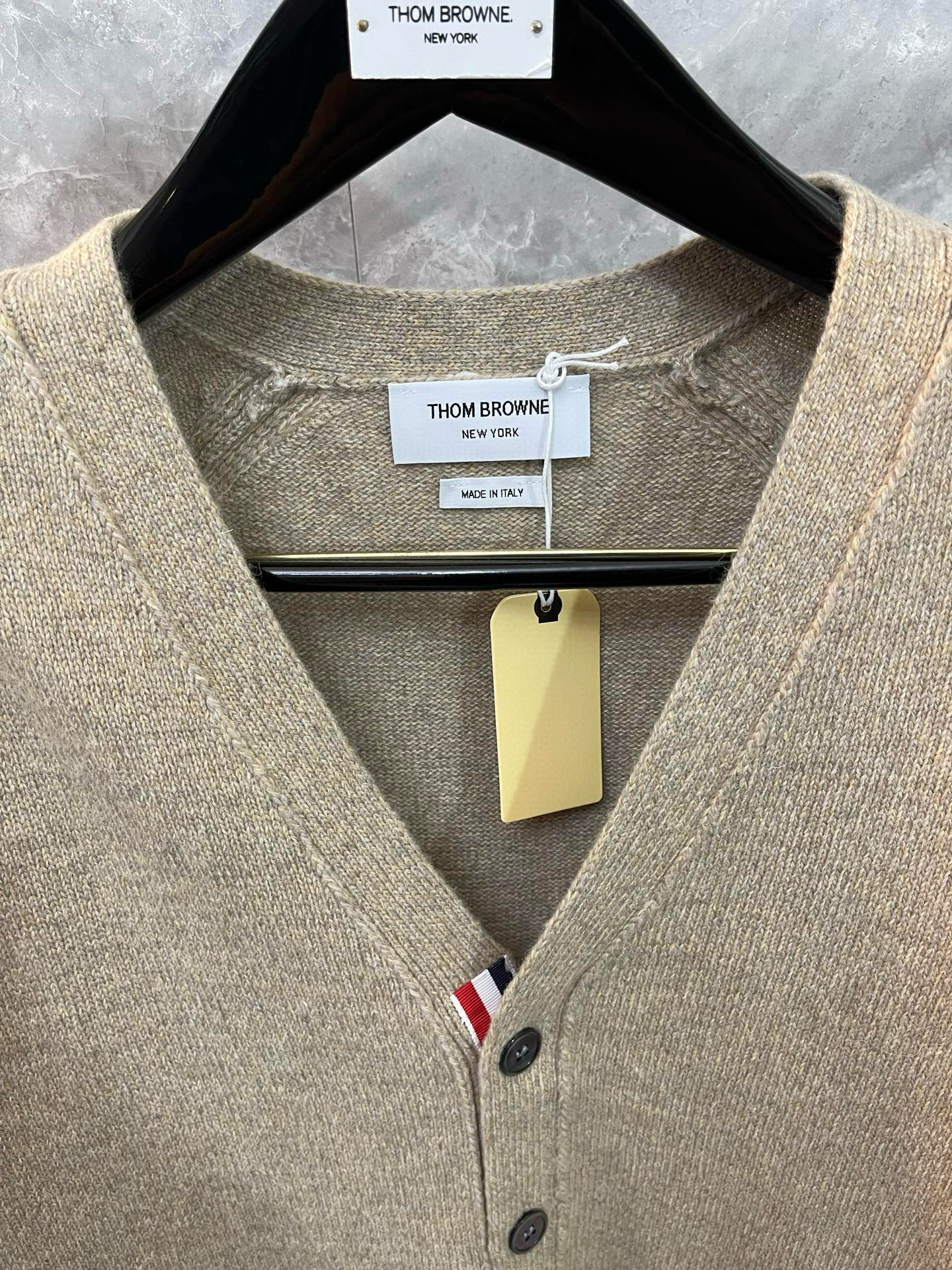 Thom Browne 톰브라운 사선 완장 스트라이프 울 가디건 베이지 9