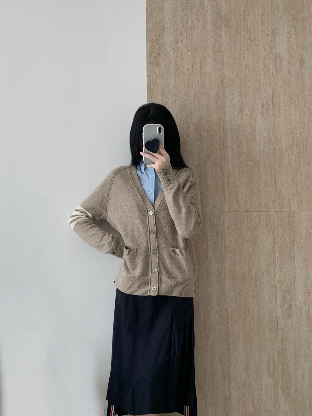 Thom Browne 톰브라운 사선 완장 스트라이프 울 가디건 베이지 17