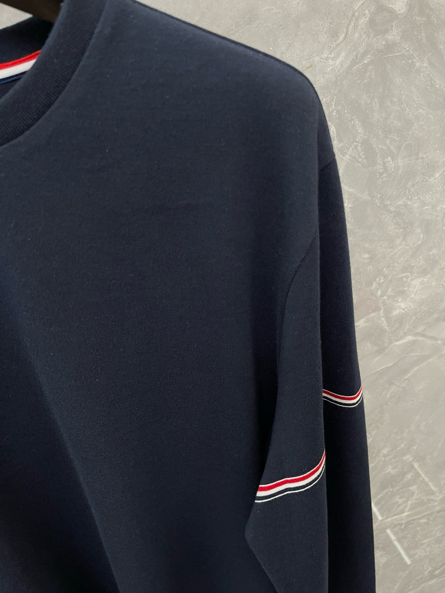 Thom Browne 톰브라운 삼선 디테일 라운드넥 긴팔 티셔츠 5