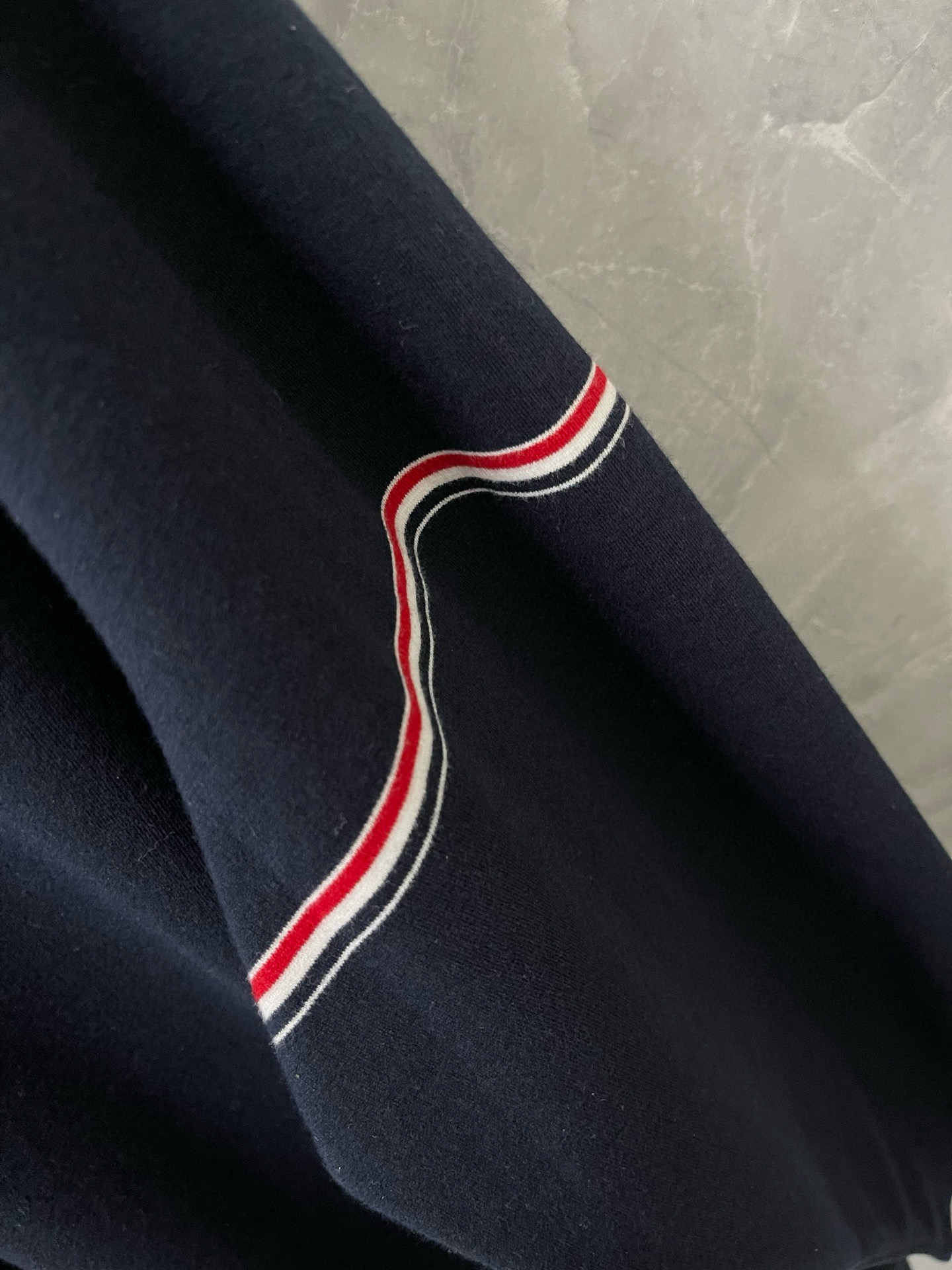 Thom Browne 톰브라운 삼선 디테일 라운드넥 긴팔 티셔츠 6