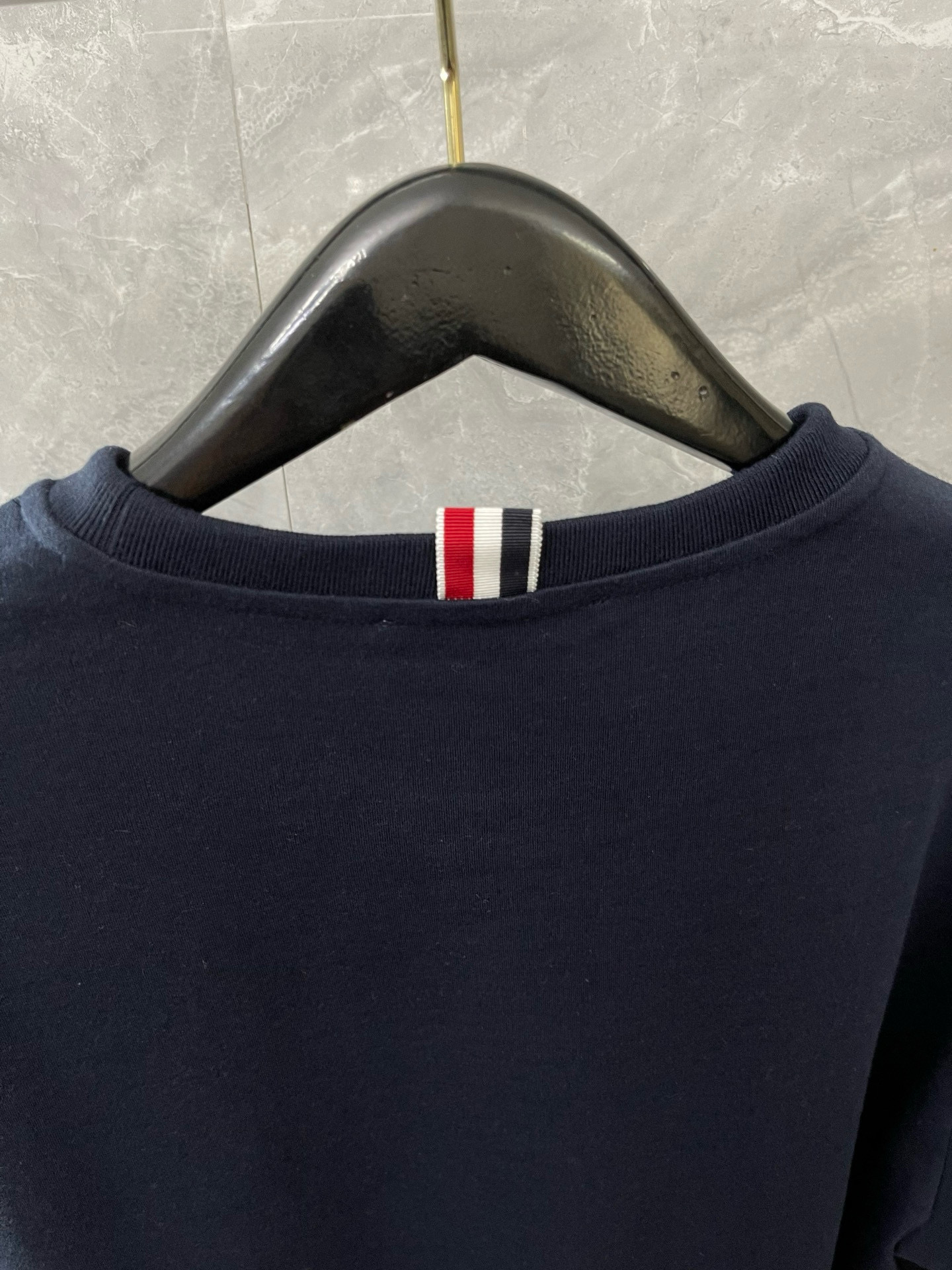 Thom Browne 톰브라운 삼선 디테일 라운드넥 긴팔 티셔츠 10