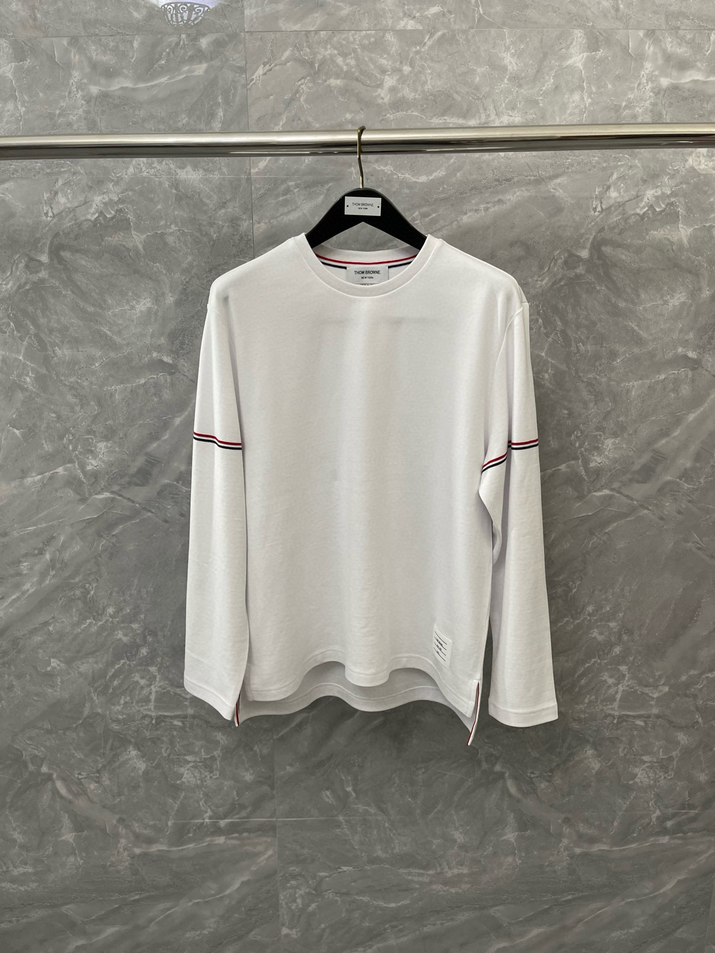 Thom Browne 톰브라운 삼선 디테일 라운드넥 긴팔 티셔츠 3