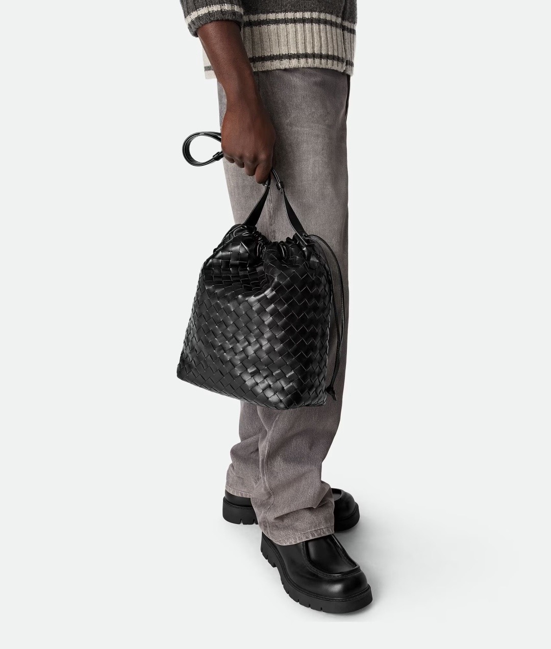 BOTTEGA VENETA 보테가베네타 비블리오테카 인트레치아토 버킷백 5