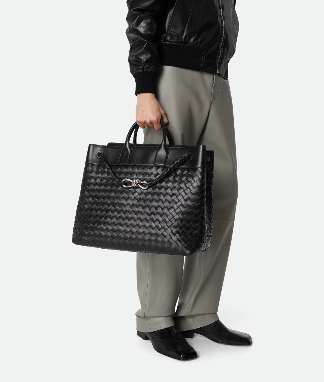 Bottega Veneta 보테가베네타 Andiamo Voyager 안디아모 보야저 인트레치아토 토트백 7