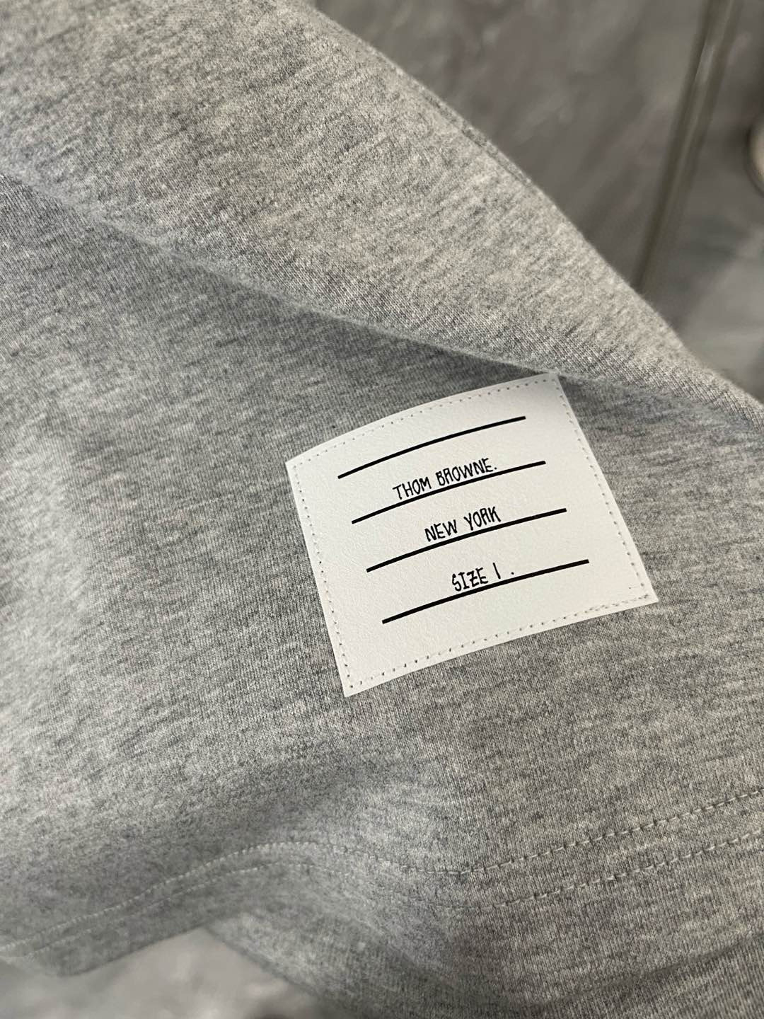 Thom Browne 톰브라운 사선 완장 클래식 라운드넥 니트 스웨터 6