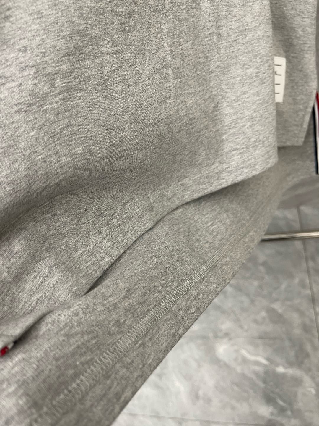 Thom Browne 톰브라운 사선 완장 클래식 라운드넥 니트 스웨터 7