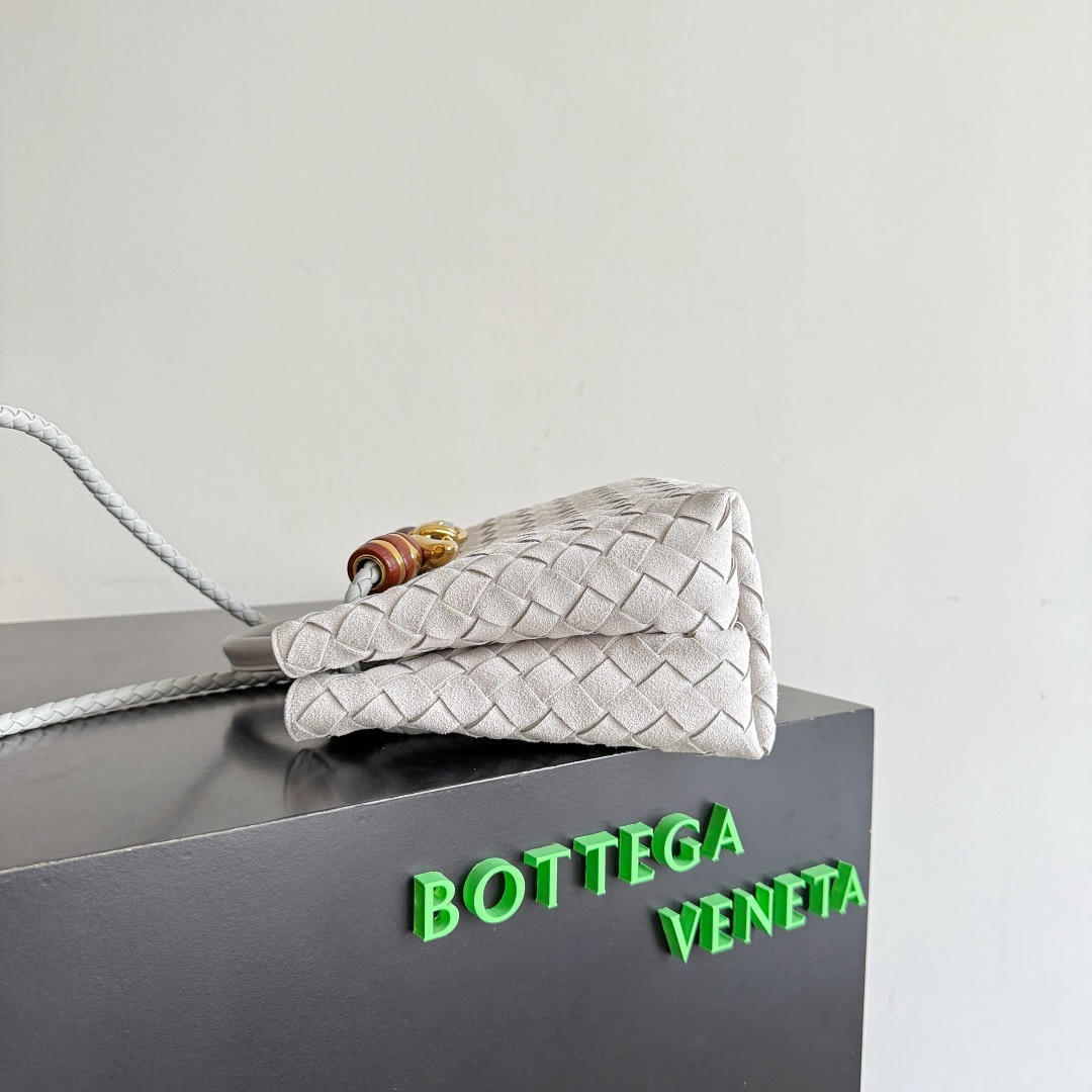 Bottega Veneta 보테가베네타 Andiamo 안디아모 인트레치아토 토트백 반쇠银灰 7