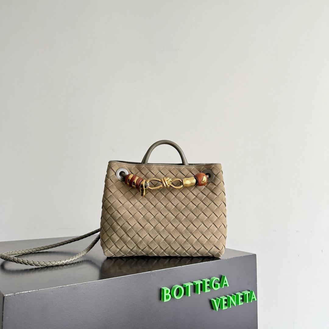 Bottega Veneta 보테가베네타 Andiamo 인트레치아토 토트백 반쥬柏树绿 2