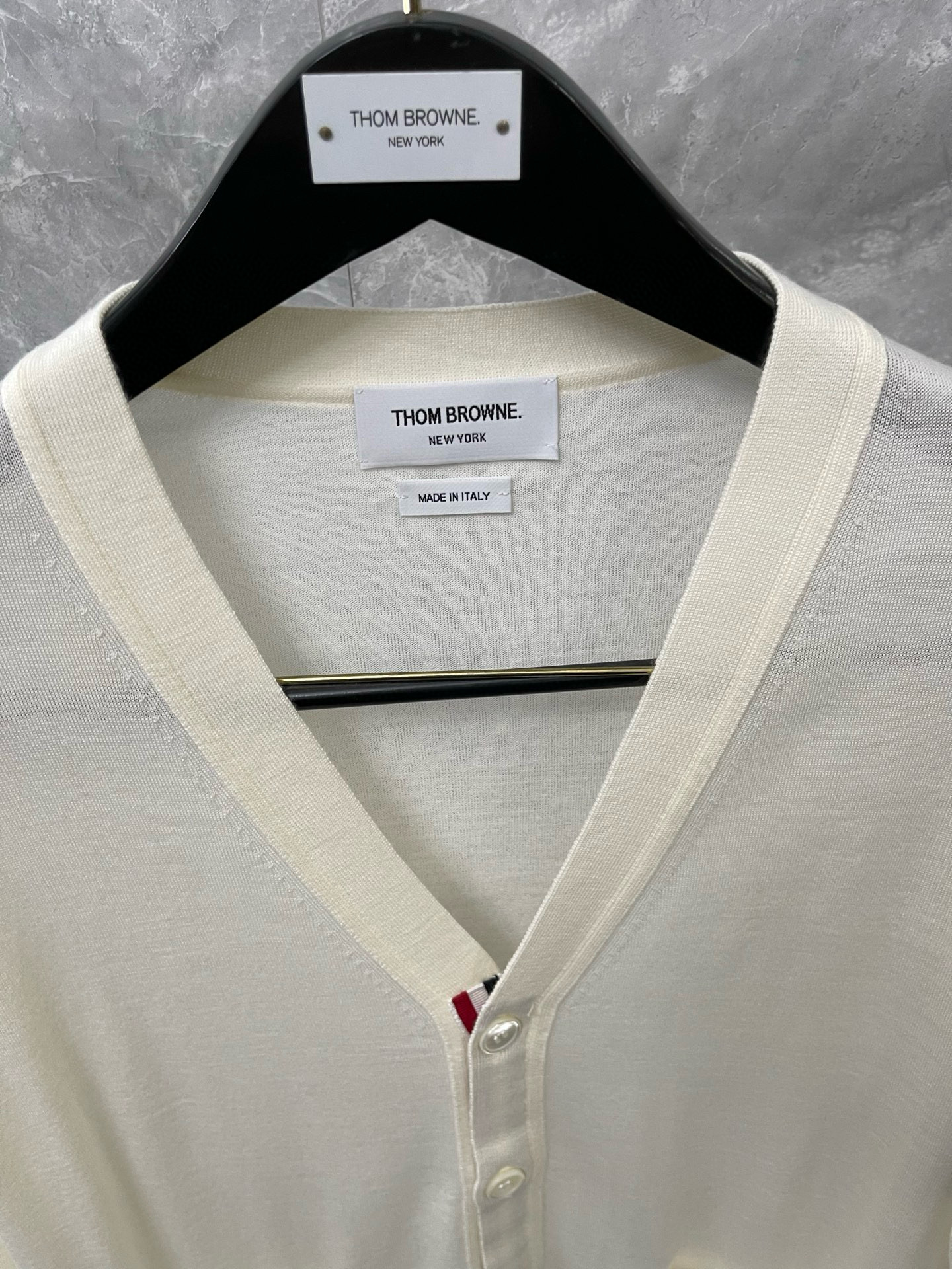 Thom Browne 톰브라운 사선 스트라이프 V넥 가디건 니트 5