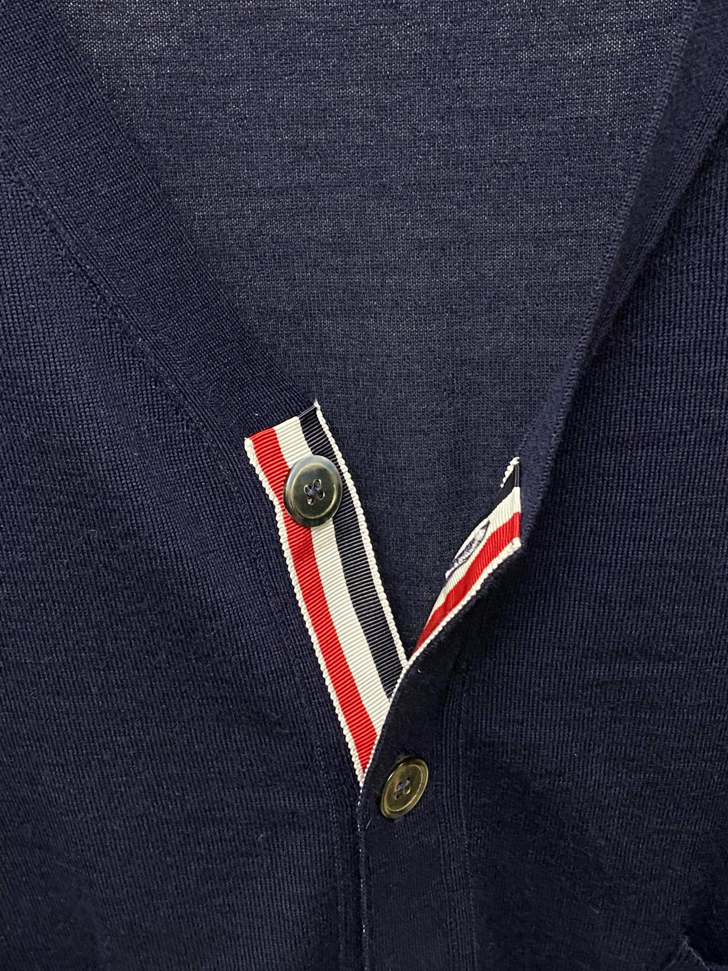 Thom Browne 톰브라운 사선 스트라이프 V넥 가디건 니트 6