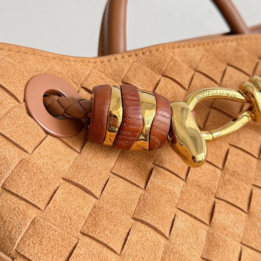 Bottega Veneta 보테가베네타 Andiamo 안디아모 인트레치아토 토트백 5