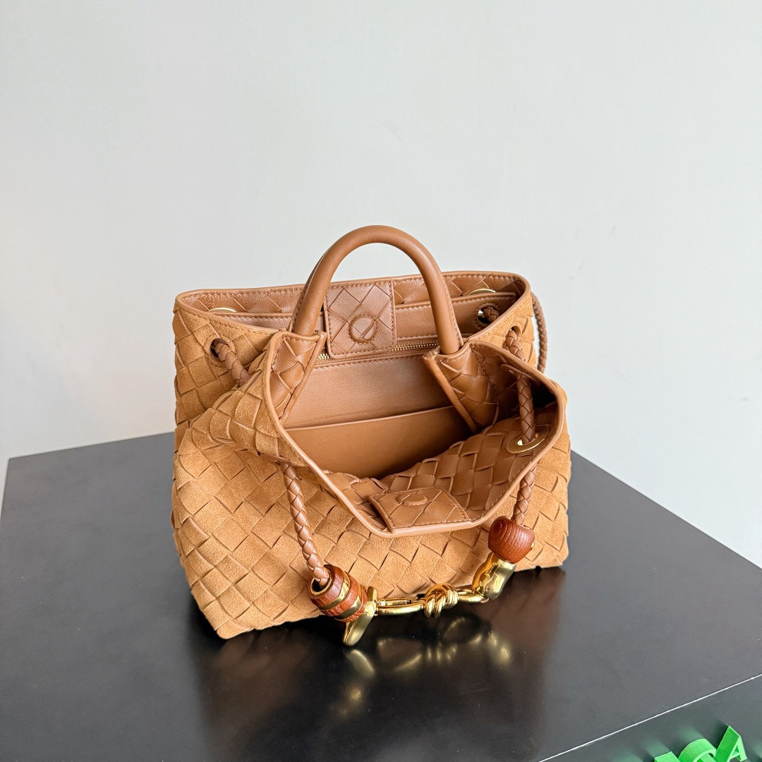 Bottega Veneta 보테가베네타 Andiamo 안디아모 인트레치아토 토트백 7