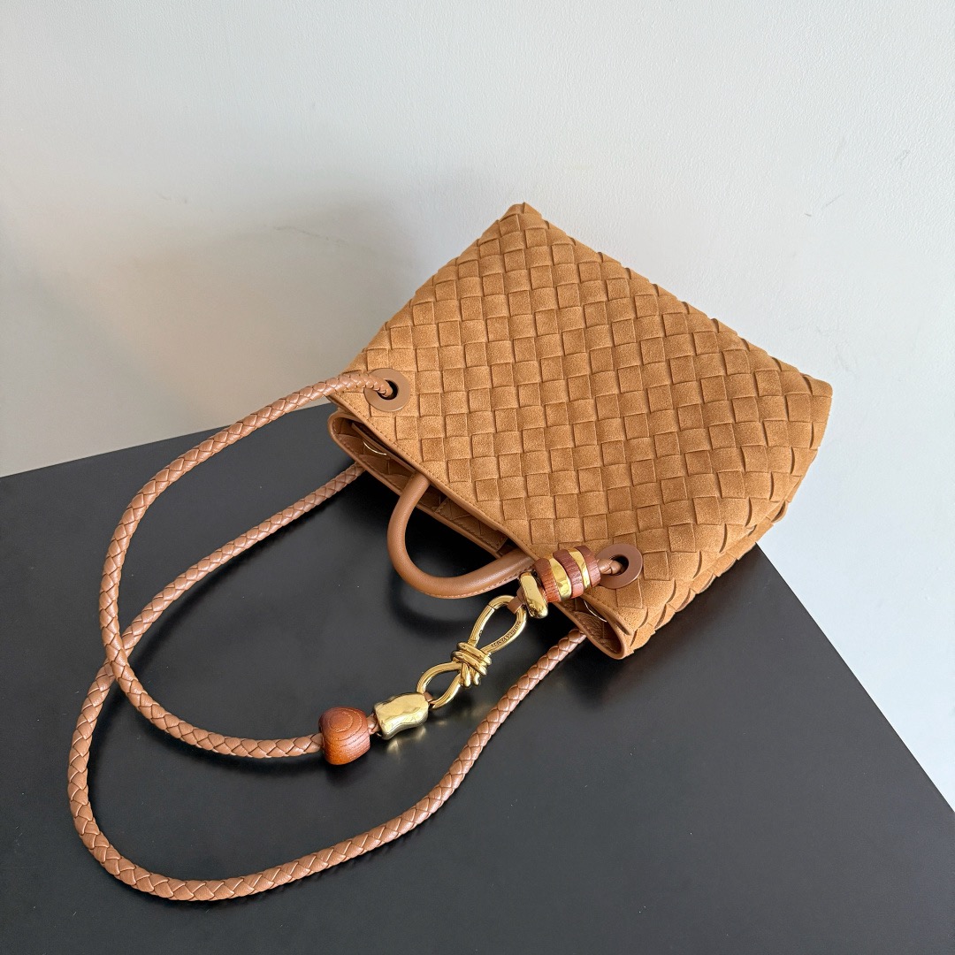 Bottega Veneta 보테가베네타 Andiamo 안디아모 인트레치아토 토트백 8