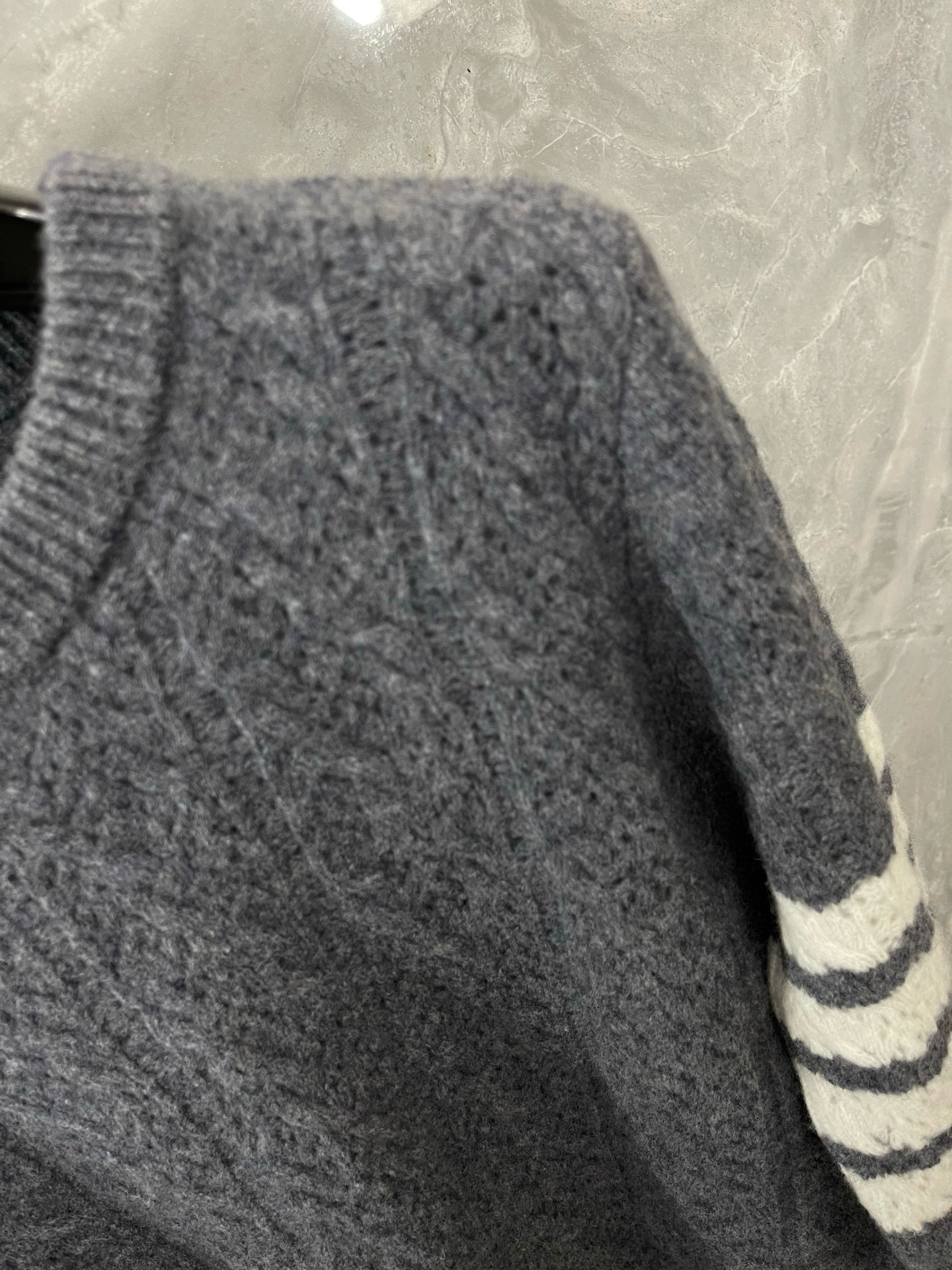 Thom Browne 톰브라운 케이블 니트 라운드넥 스웨터 3