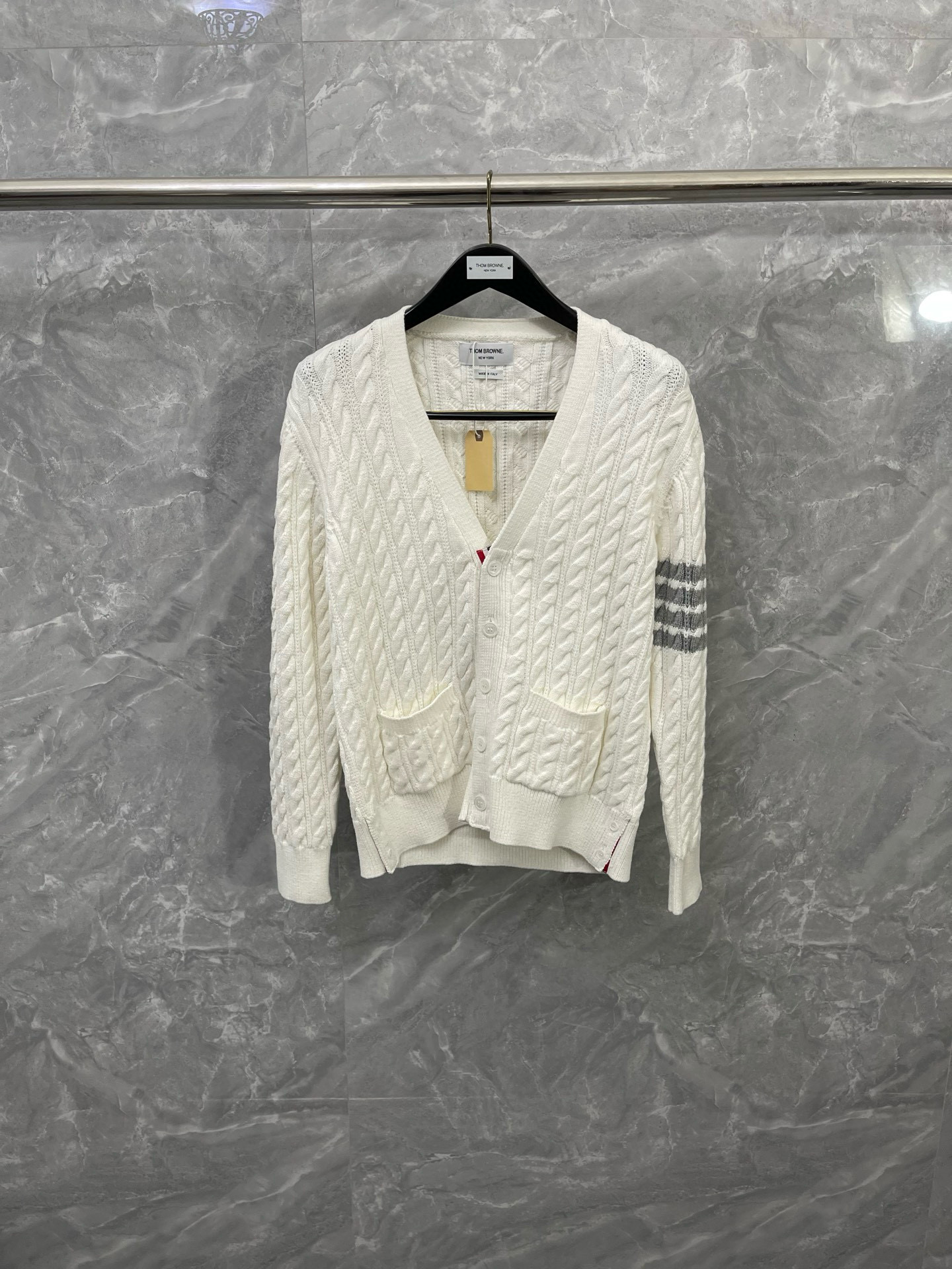 Thom Browne 톰브라운 아카데미 케이블 니트 가디건 1