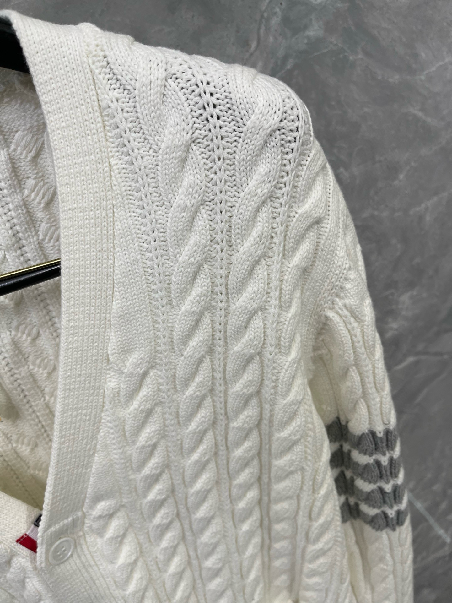 Thom Browne 톰브라운 아카데미 케이블 니트 가디건 3