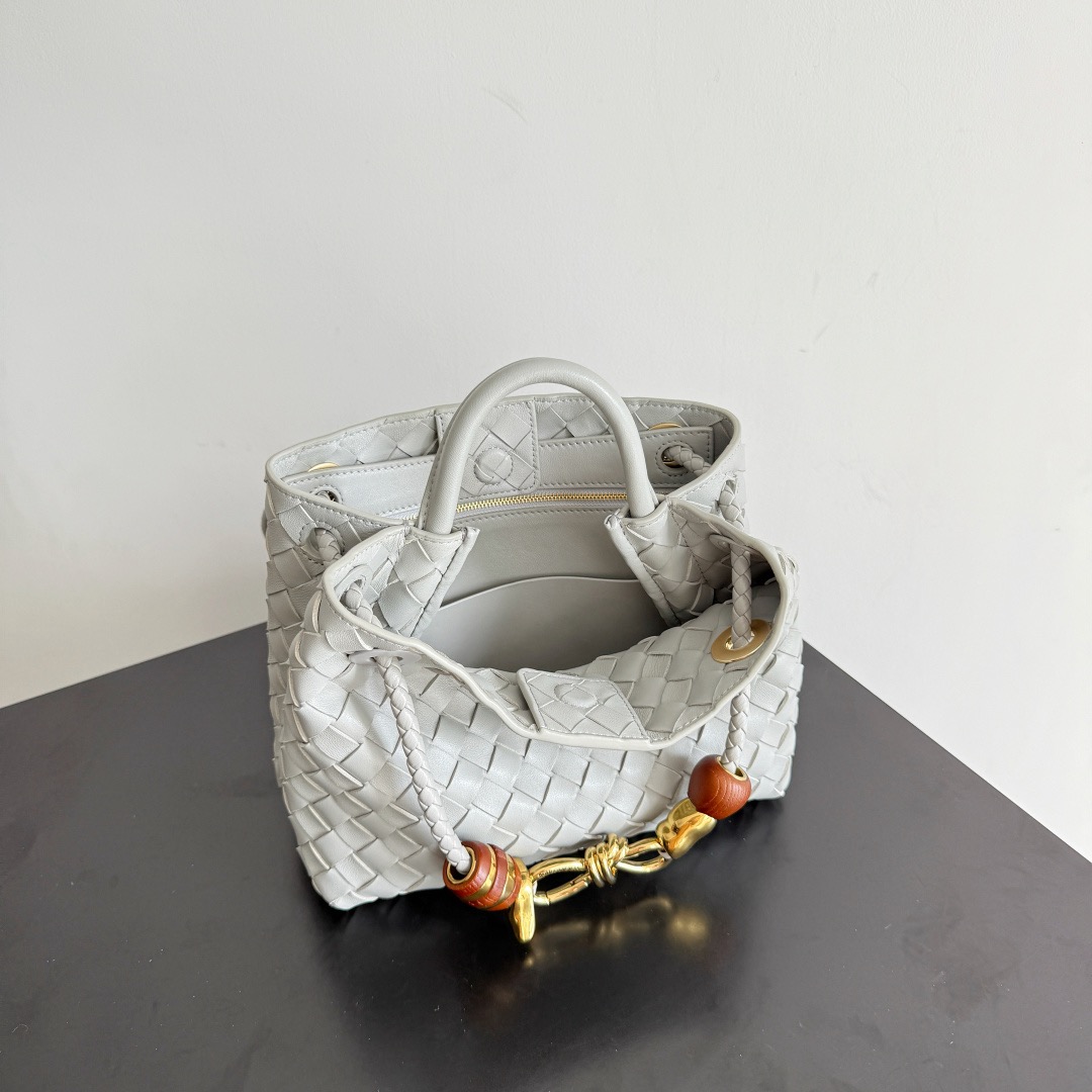 BOTTEGA VENETA 보테가베네타 Andiamo 인트레치아토 숄더 토트백 5