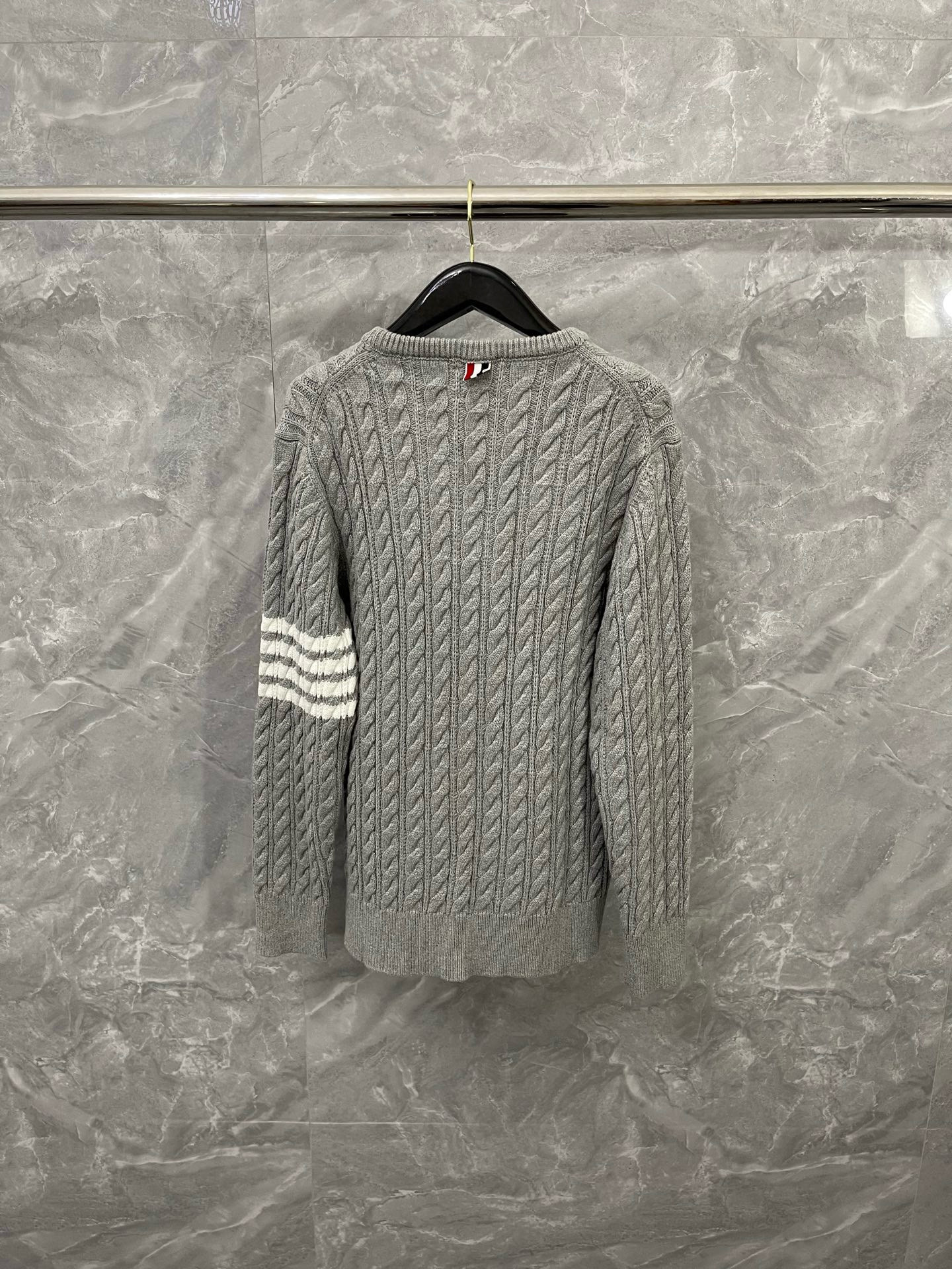 Thom Browne 톰브라운 케이블 니트 라운드넥 스웨터 9