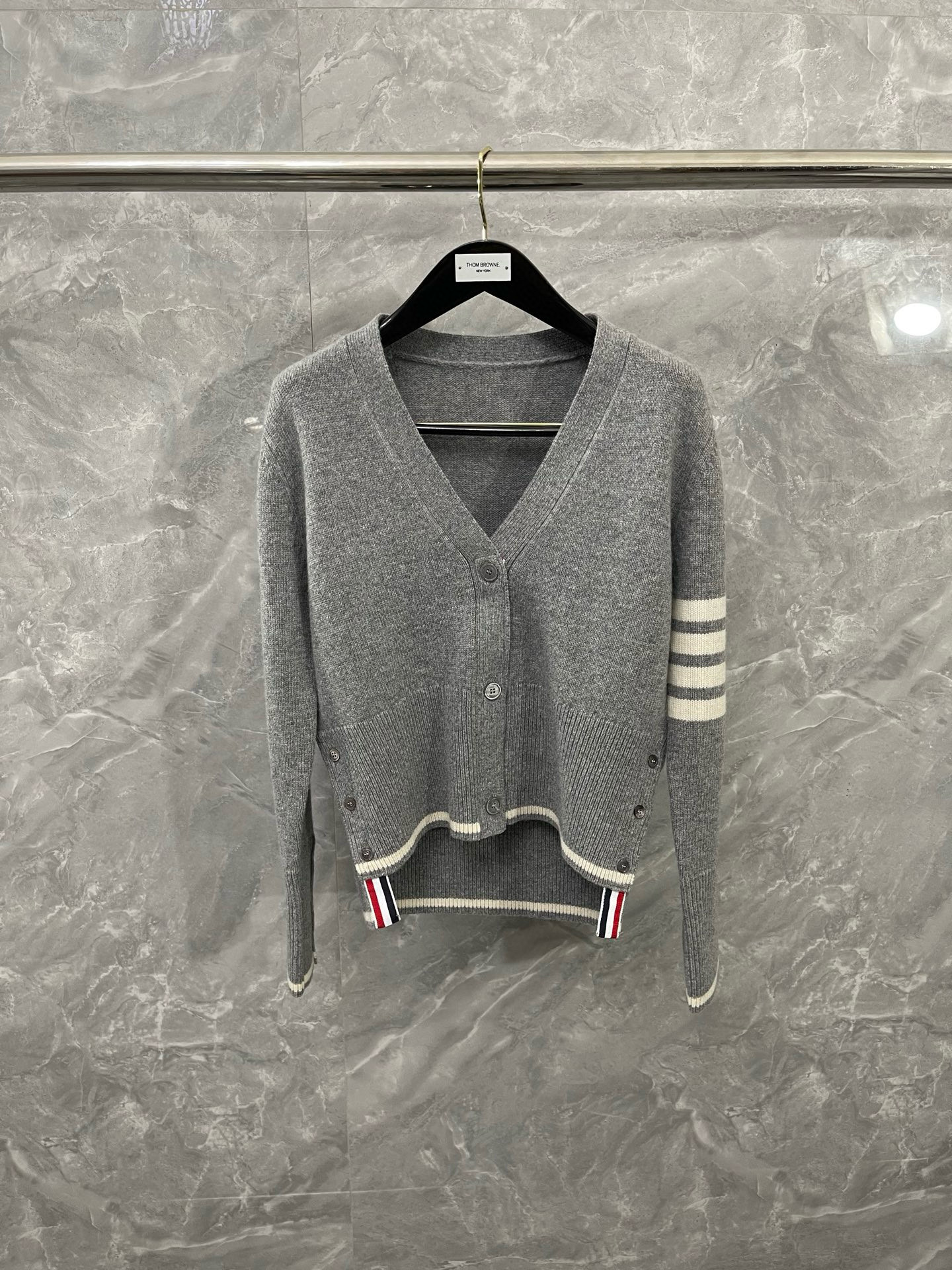 Thom Browne 톰브라운 거위 자수 스트라이프 울 가디건 7