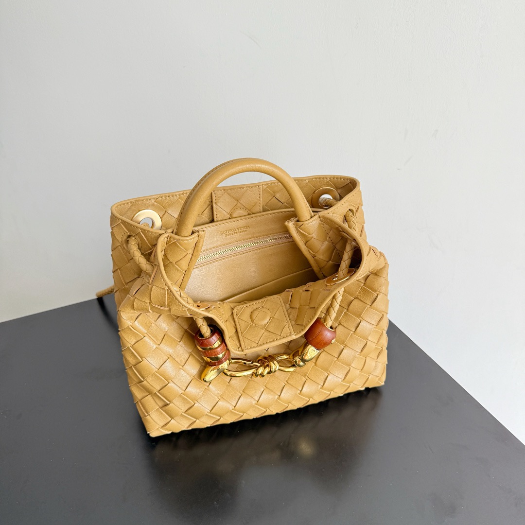 BOTTEGA VENETA 보테가베네타 Andiamo 안디아모 인트레치아토 토트백 반전琥珀棕 6