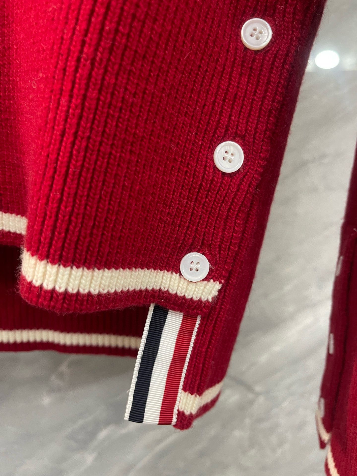 Thom Browne 톰브라운 거위 자수 스트라이프 울 가디건 7