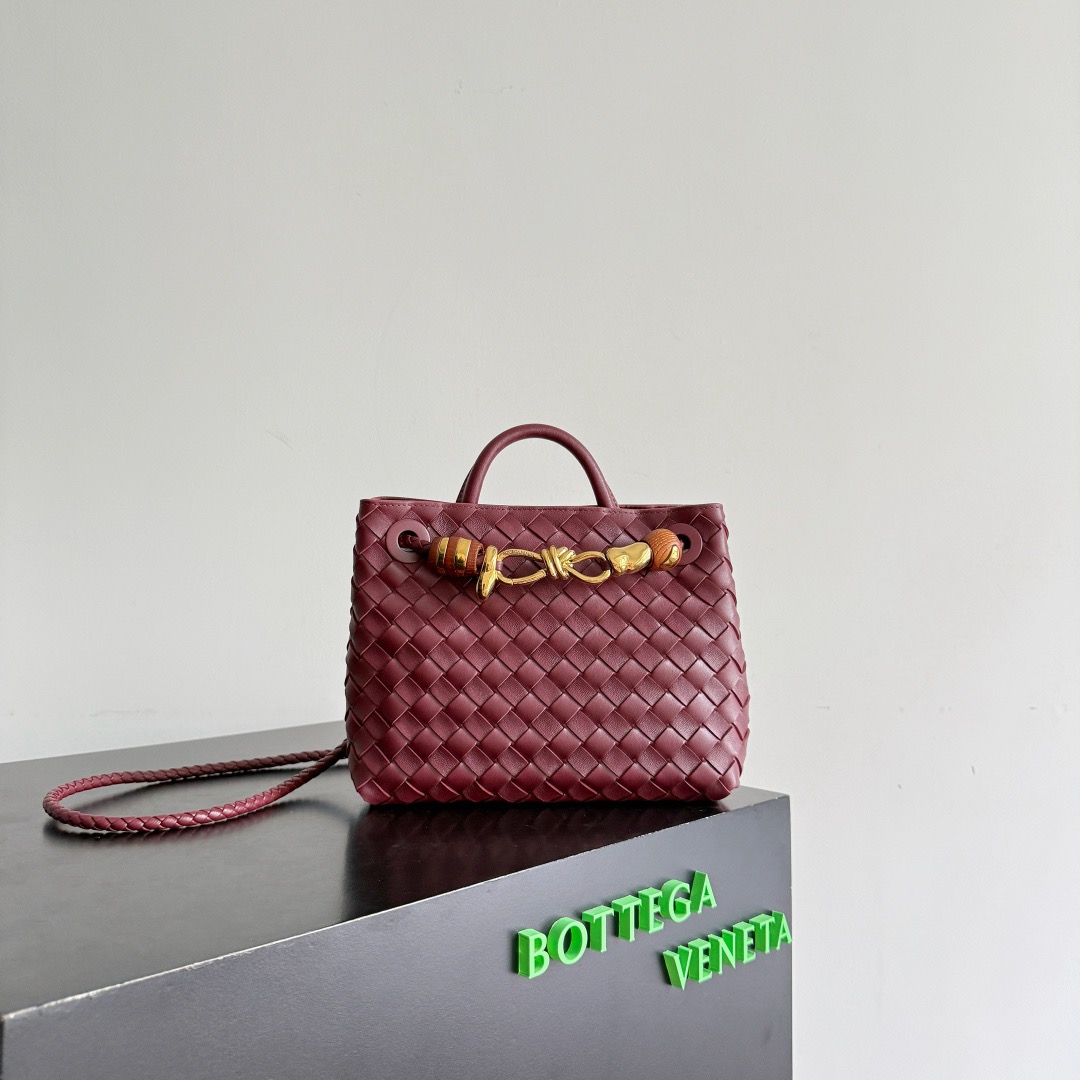 BOTTEGA VENETA 보테가베네타 Andiamo 인트레치아토 숄더 토트백 2