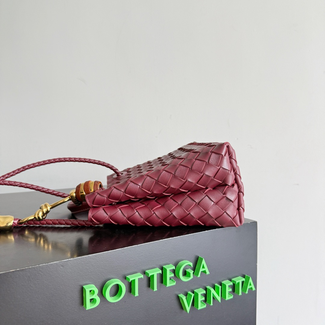 BOTTEGA VENETA 보테가베네타 Andiamo 인트레치아토 숄더 토트백 3