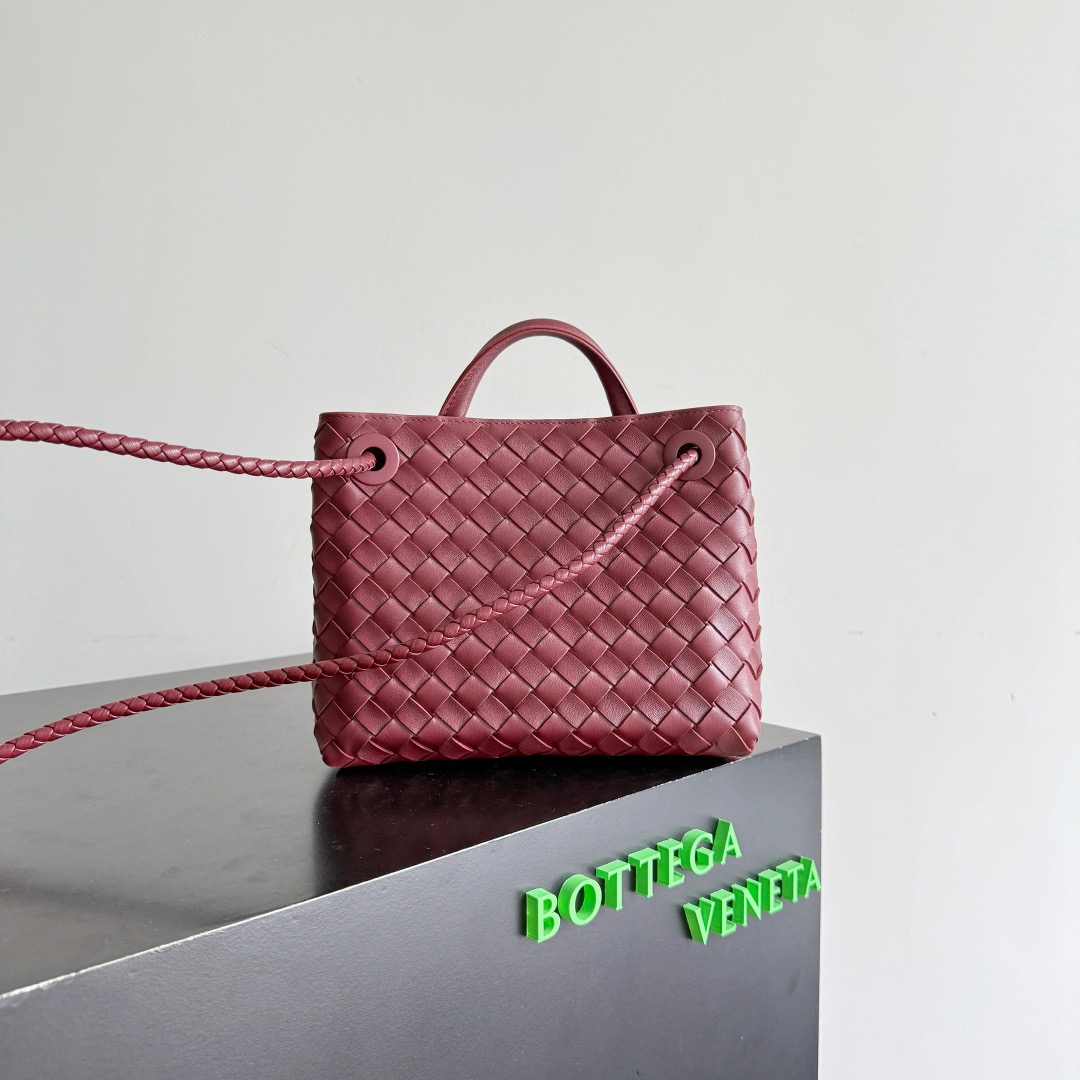 BOTTEGA VENETA 보테가베네타 Andiamo 인트레치아토 숄더 토트백 7