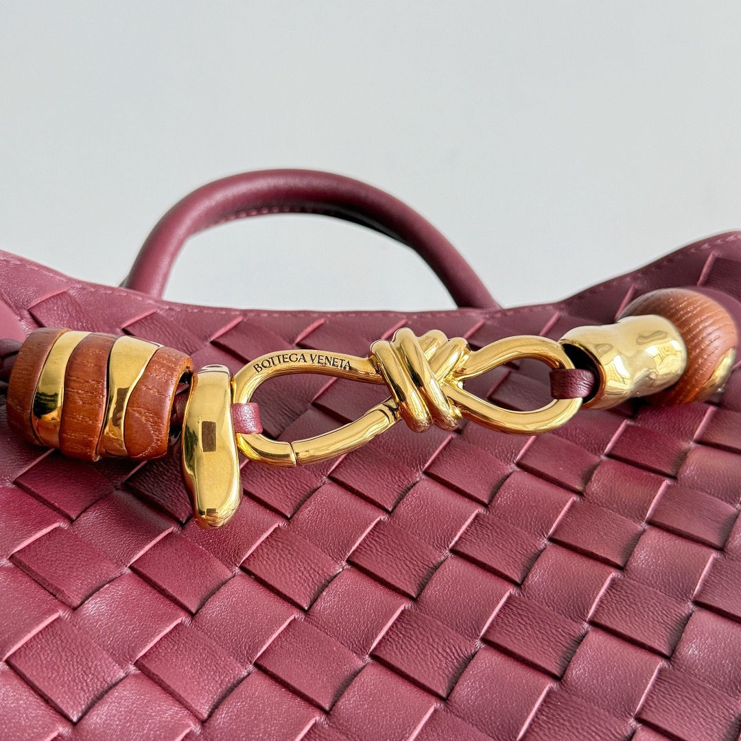 BOTTEGA VENETA 보테가베네타 Andiamo 인트레치아토 숄더 토트백 10