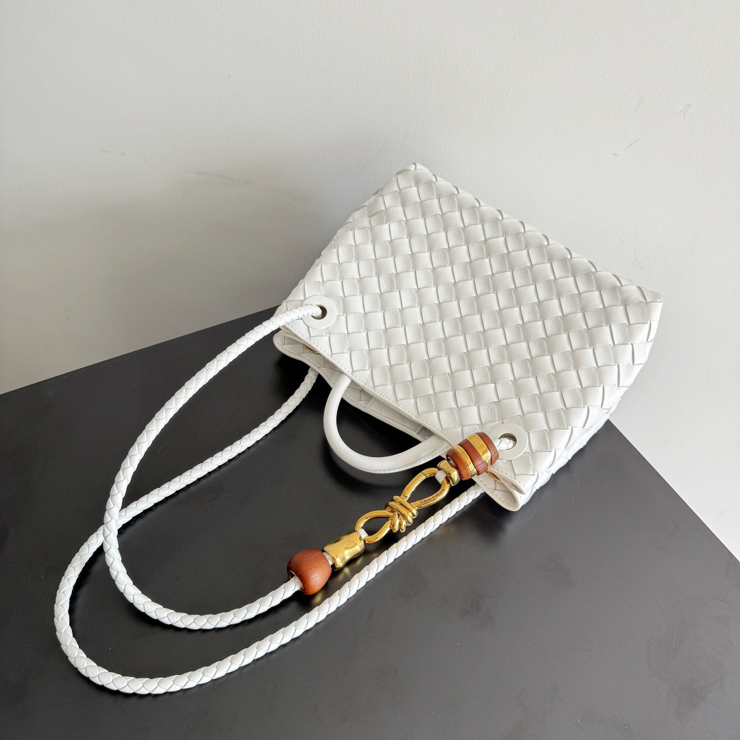 Bottega Veneta 보테가베네타 Andiamo 인트레치아토 토트백 9