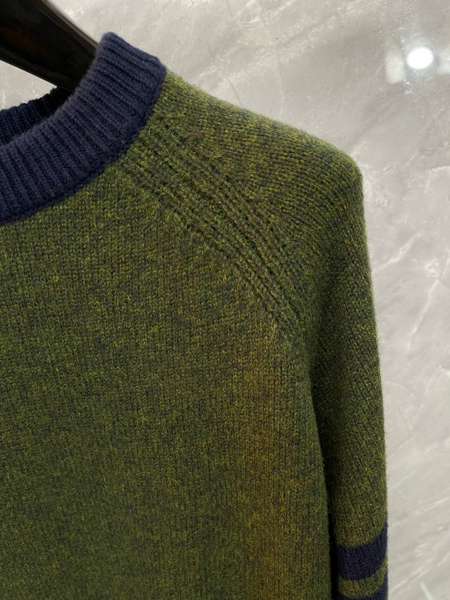 Thom Browne 톰브라운 사선 완장 스트라이프 울 니트 스웨터 6