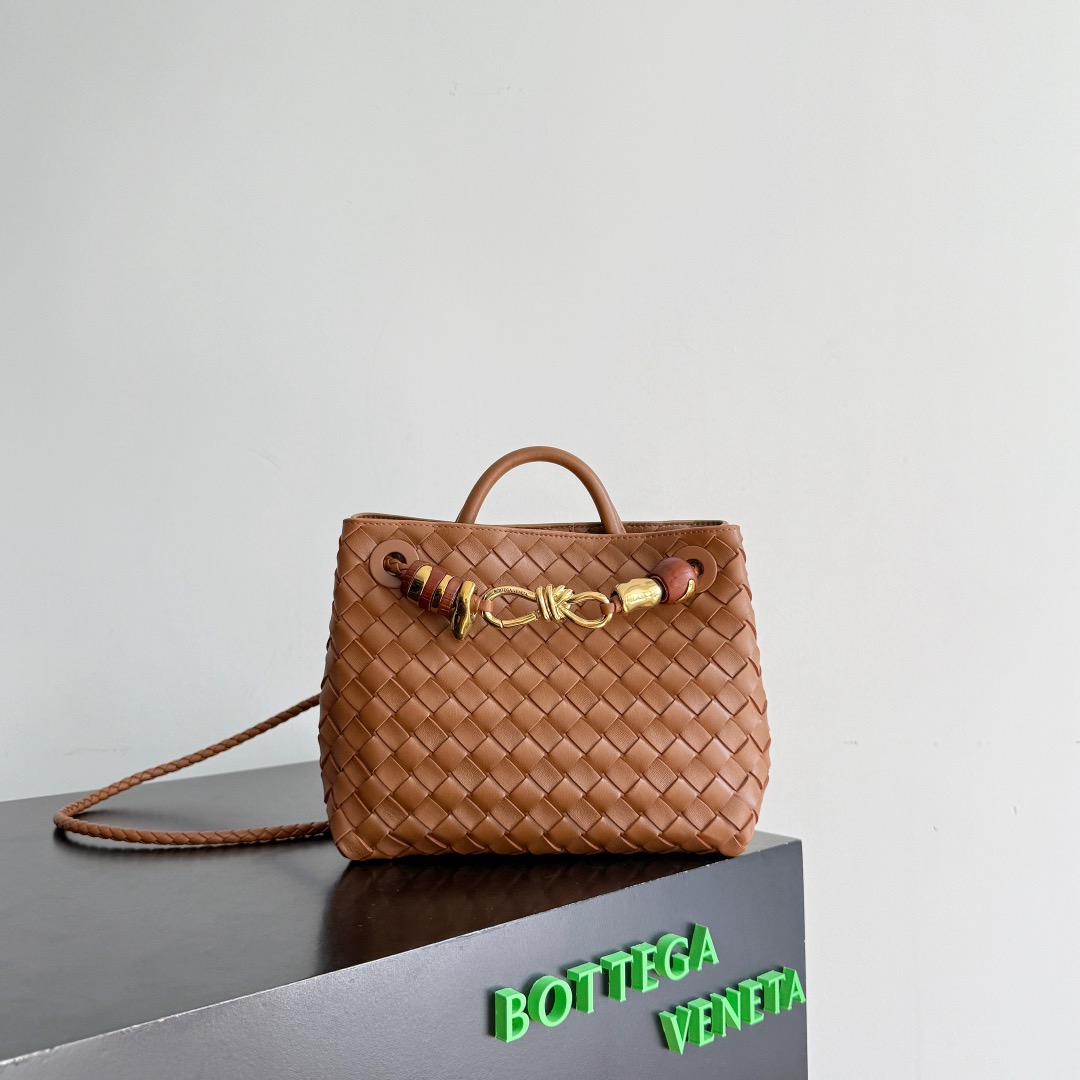 BOTTEGA VENETA 보테가베네타 Andiamo 안디아모 인트레치아토 숄더 토트백 2