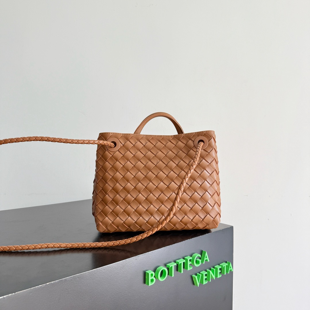 BOTTEGA VENETA 보테가베네타 Andiamo 안디아모 인트레치아토 숄더 토트백 7