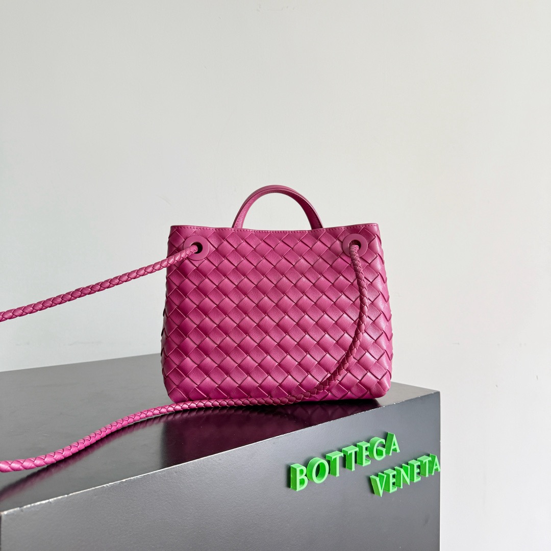 Bottega Veneta 보테가베네타 Andiamo 인트레치아토 토트백 7