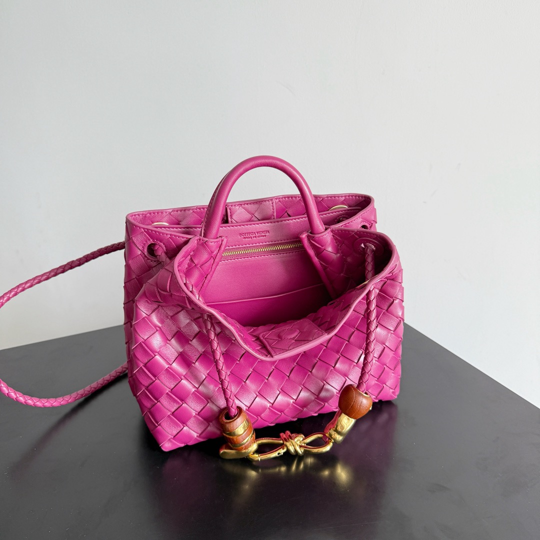 Bottega Veneta 보테가베네타 Andiamo 인트레치아토 토트백 9