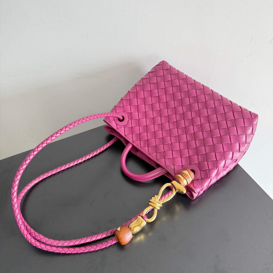 Bottega Veneta 보테가베네타 Andiamo 인트레치아토 토트백 10