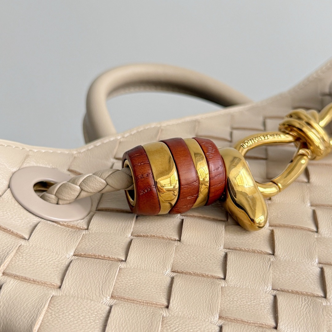 Bottega Veneta 보테가베네타 Andiamo 인트레치아토 숄더 토트백 5
