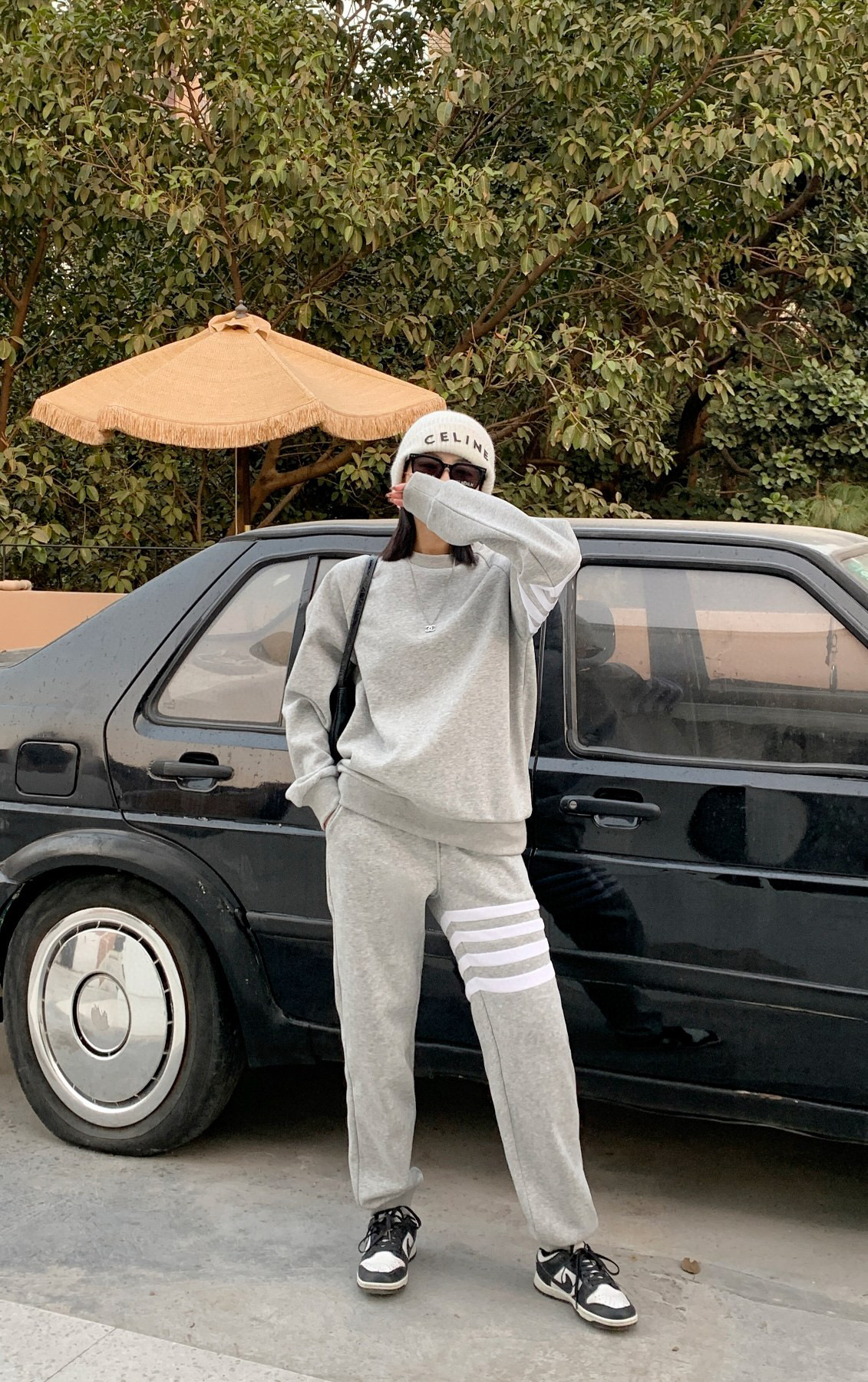 Thom Browne 톰브라운 사선 완장 로고 기모 맨투맨 스웨트셔츠 7