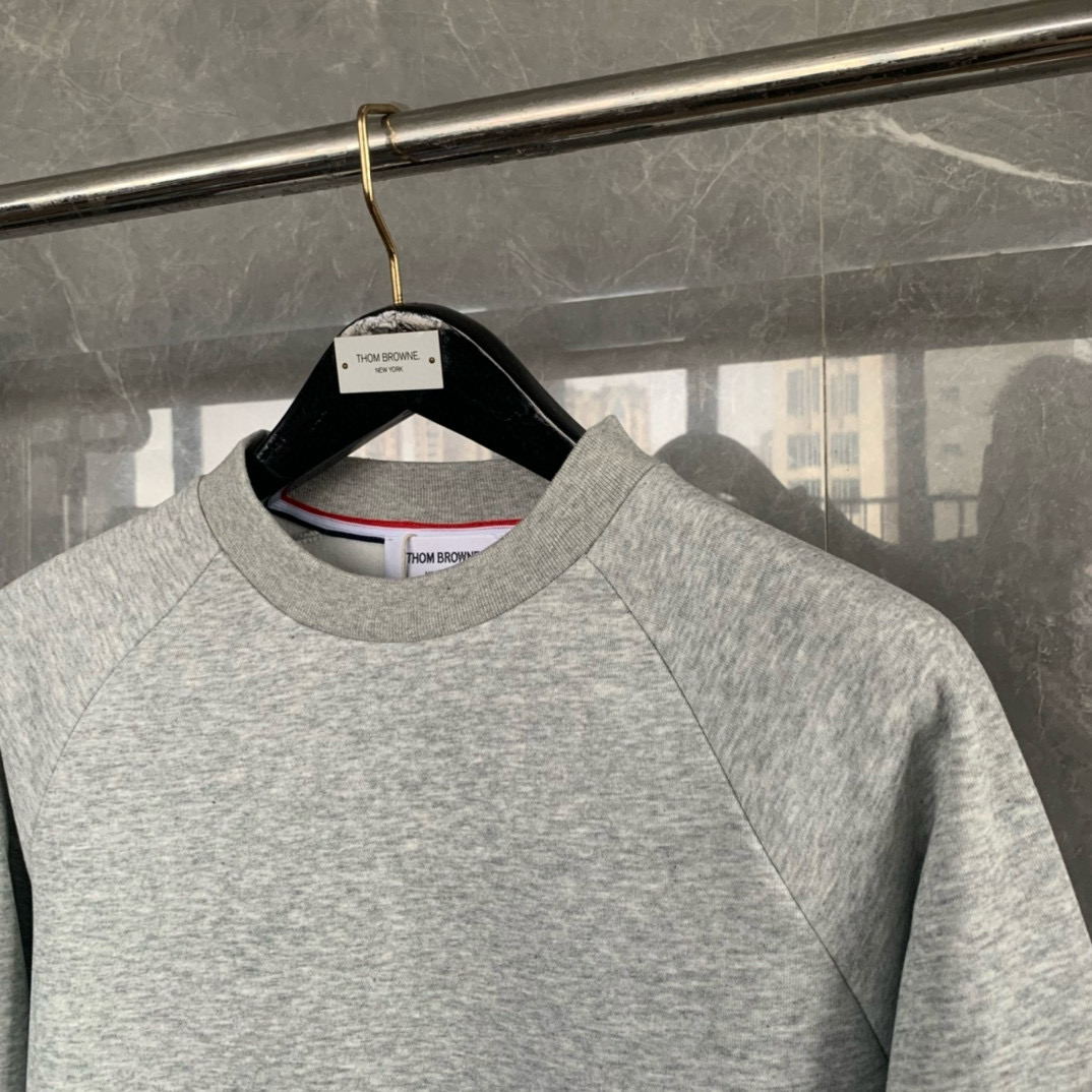 Thom Browne 톰브라운 사선 완장 로고 기모 맨투맨 스웨트셔츠 14
