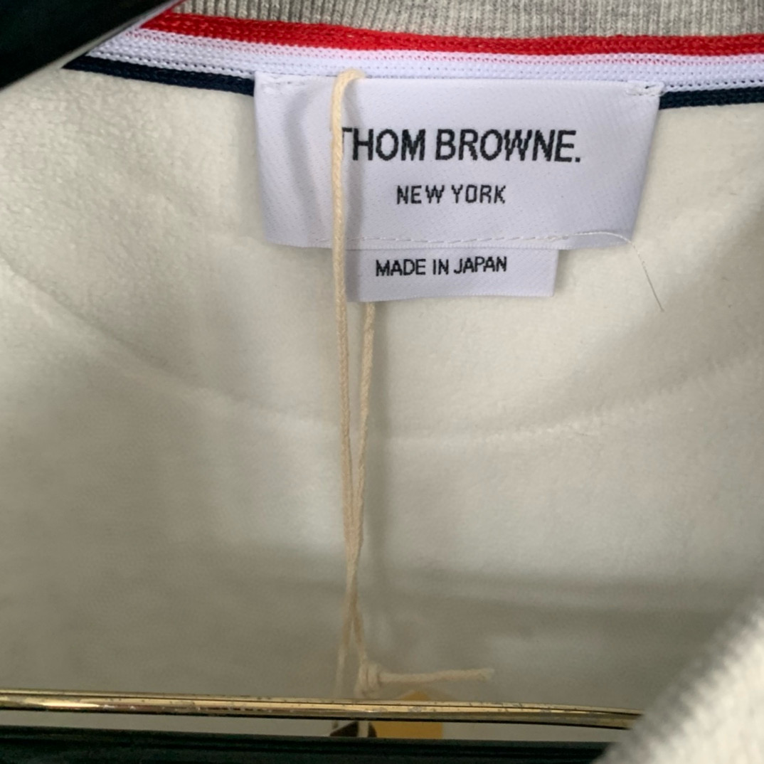 Thom Browne 톰브라운 사선 완장 로고 기모 맨투맨 스웨트셔츠 16