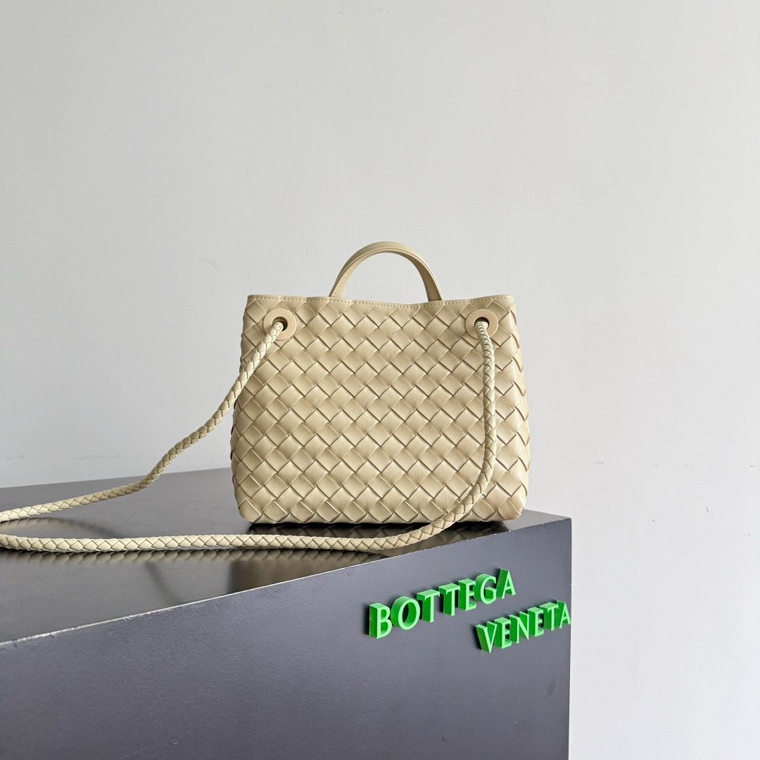 BOTTEGA VENETA 보테가베네타 Andiamo 인트레치아토 숄더 토트백 7