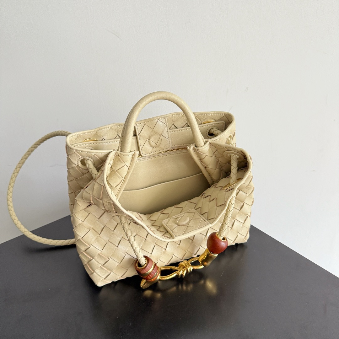 BOTTEGA VENETA 보테가베네타 Andiamo 인트레치아토 숄더 토트백 9