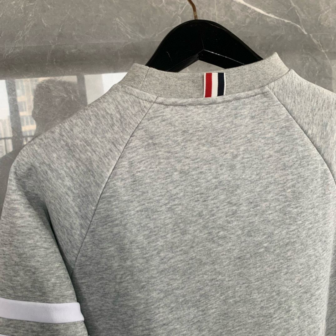 Thom Browne 톰브라운 사선 완장 로고 기모 맨투맨 스웨트셔츠 19