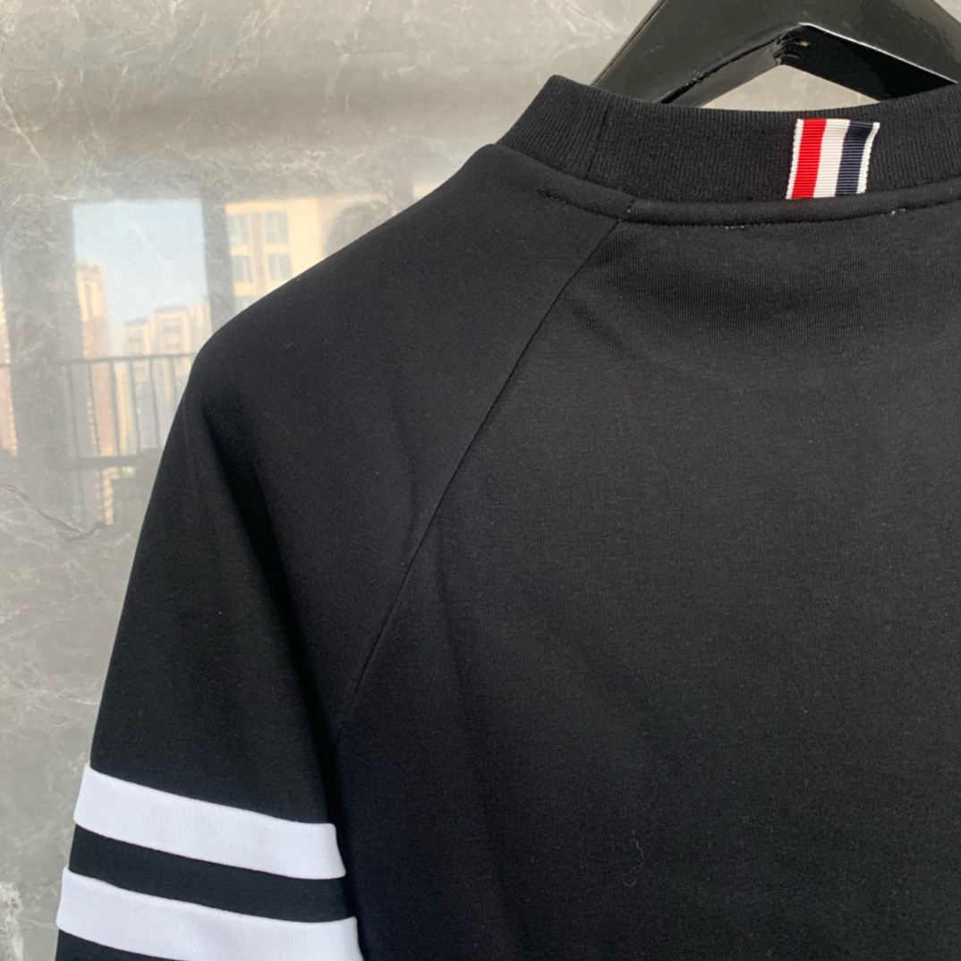 Thom Browne 톰브라운 사선 완장 로고 기모 맨투맨 스웨트셔츠 18