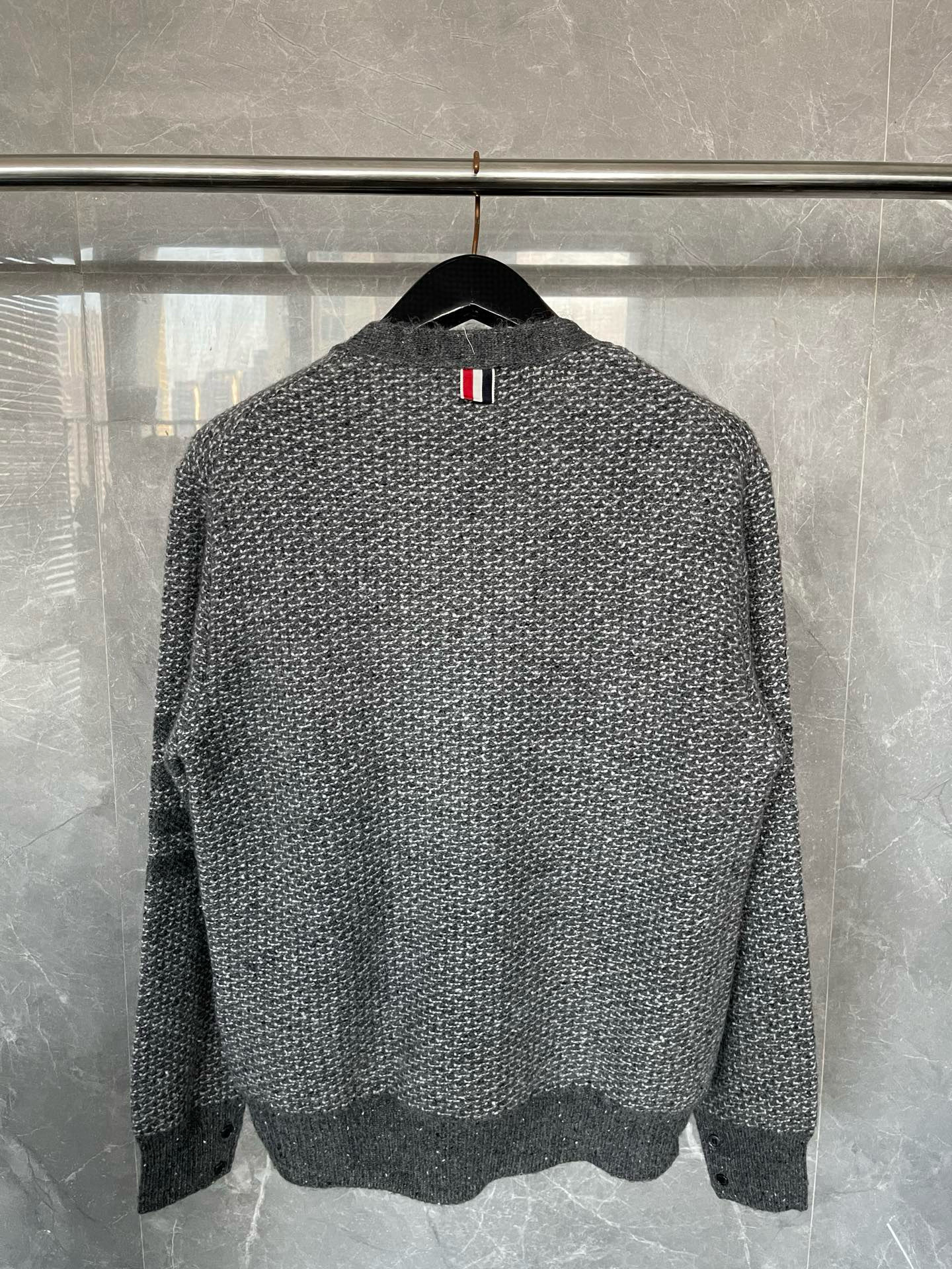Thom Browne 톰브라운 러프 니트 피쉬스케일 패턴 가디건 14