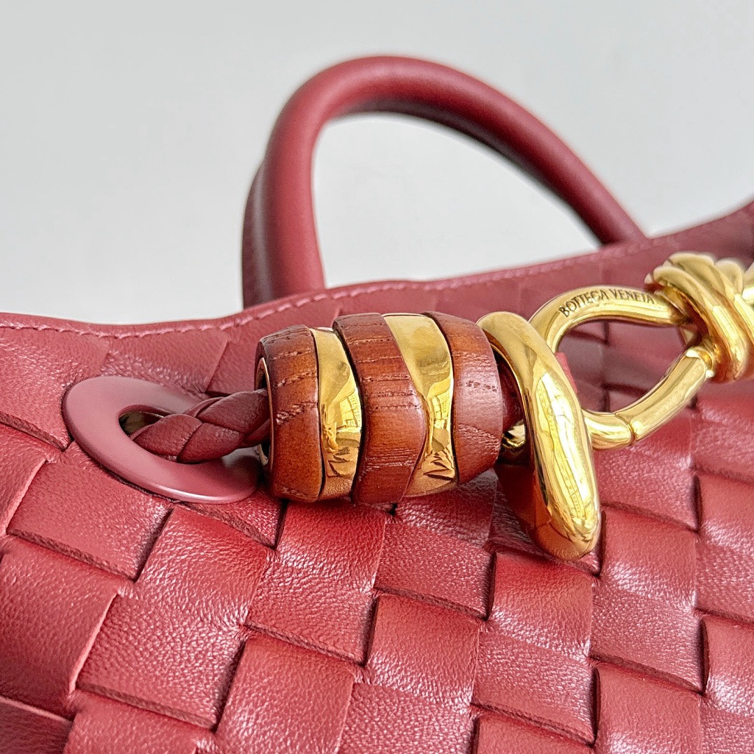 BOTTEGA VENETA 보테가베네타 Andiamo 인트레치아토 토트 크로스백 버건디 25cm 8