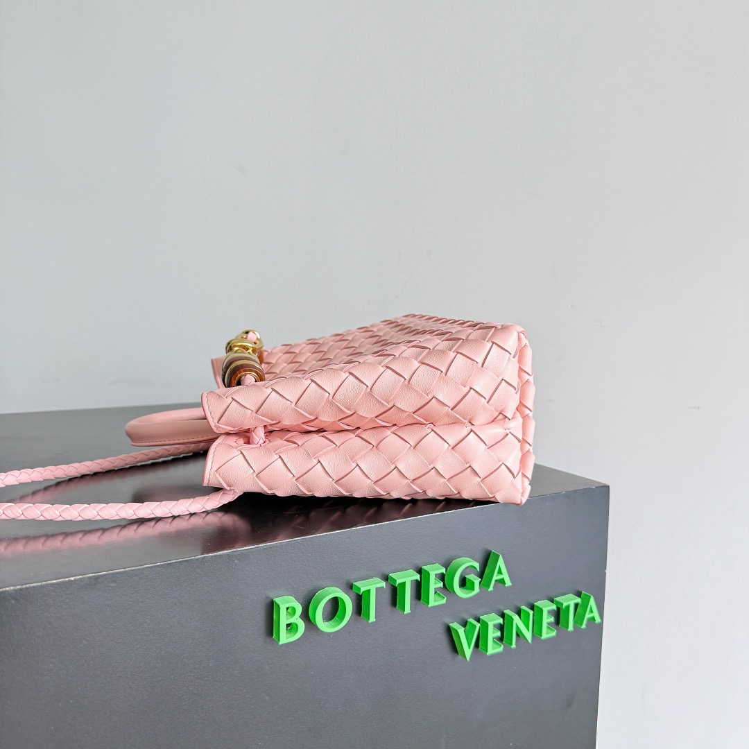 Bottega Veneta 보테가베네타 Andiamo 인트레치아토 미니 토트백 8