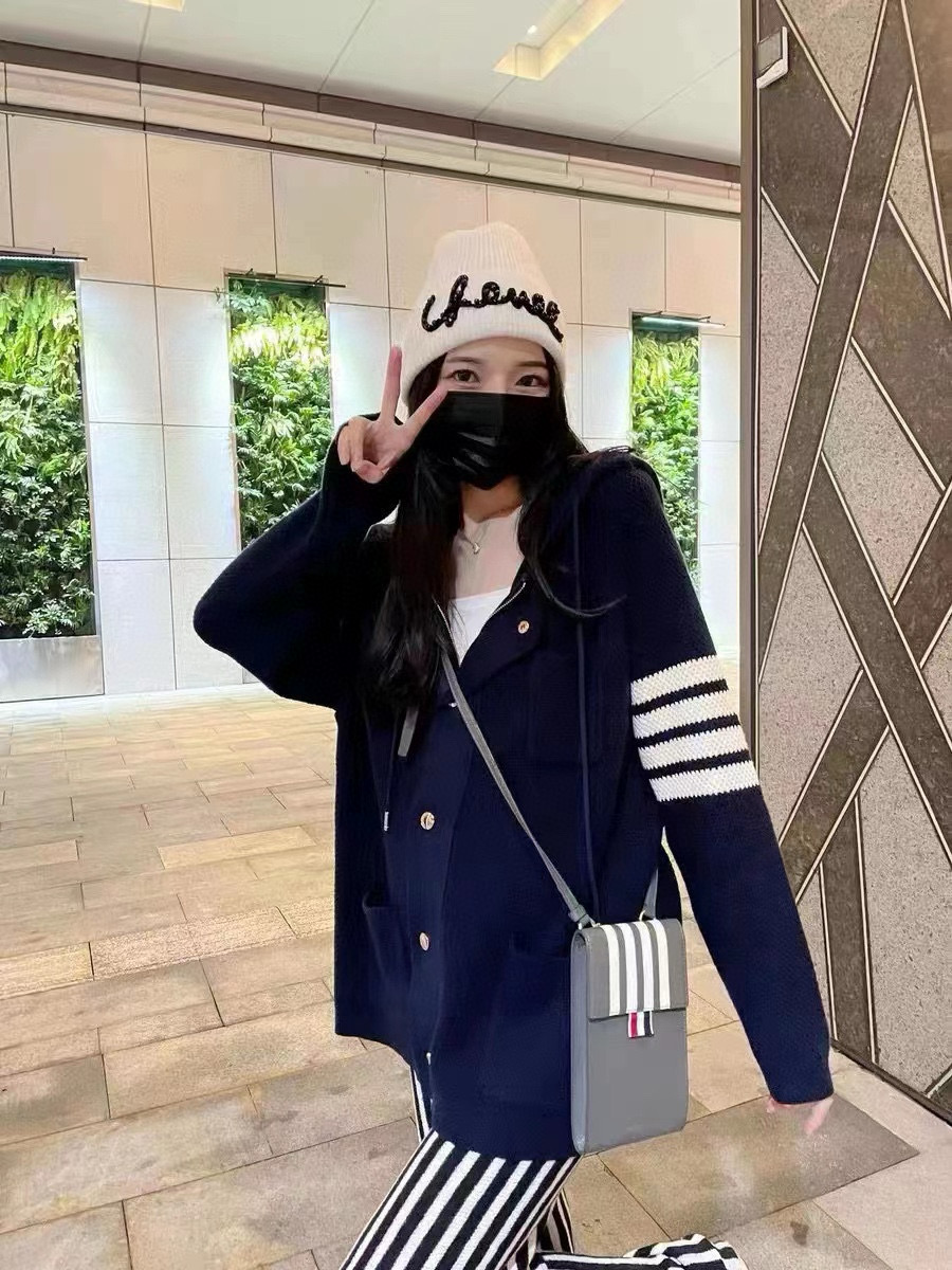 Thom Browne 톰브라운 스트라이프 니트 후드 집업 재킷 1